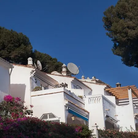 度假居 Agradable Adosado Con Piscina La Hidalga